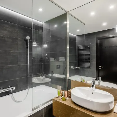Art Hotel 4*
