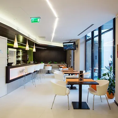 Art Hotel 4*